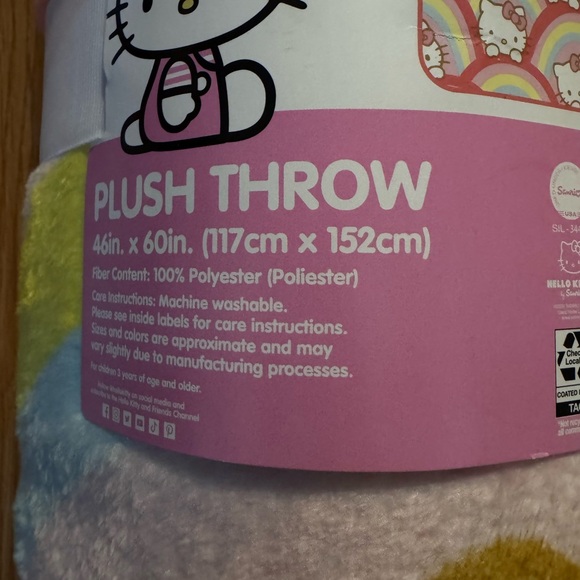 {Hello Kitty} bundle - Picture 3 of 16